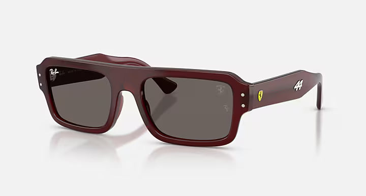 LEWIS HAMILTON DRIVER SPECIAL EDITION 2026 - SCUDERIA FERRARI COLLECTION